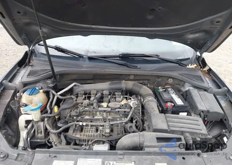 2015 Volkswagen Passat 1.8T Limited Edition z USA, uszkodzony, nr VIN 1VWAT7A33FC087121